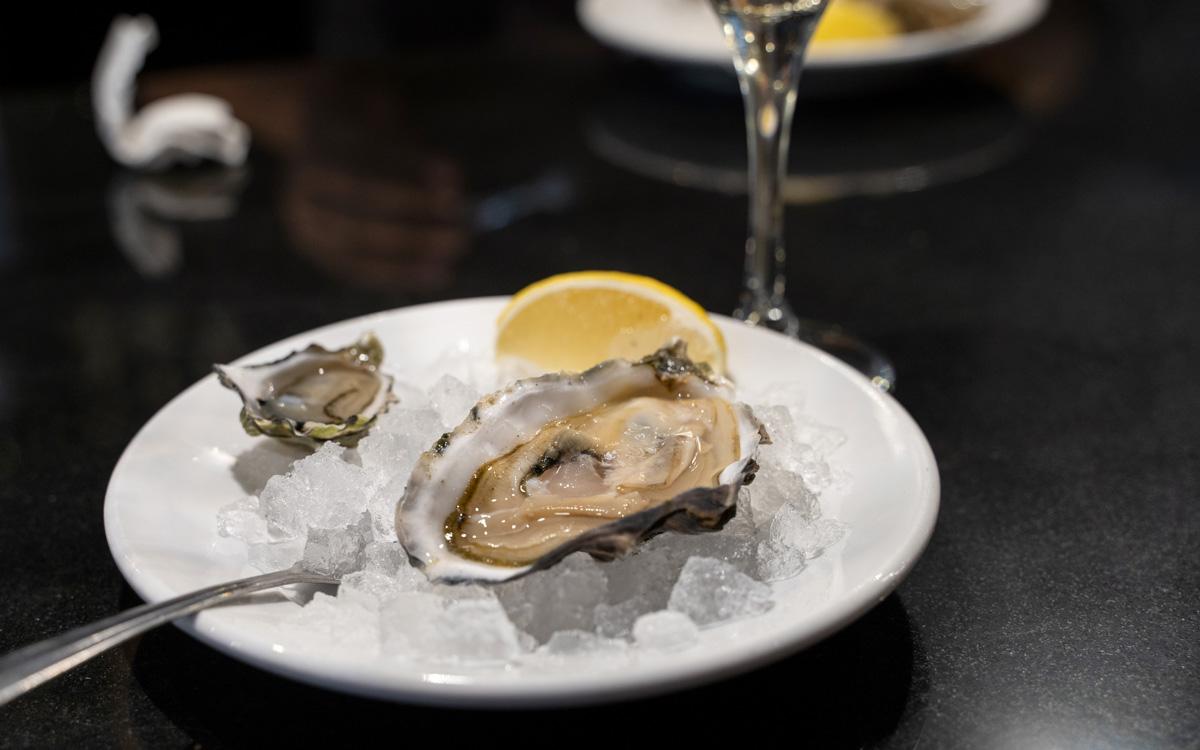 san-francisco-restaurant-mission-street-oyster-bar