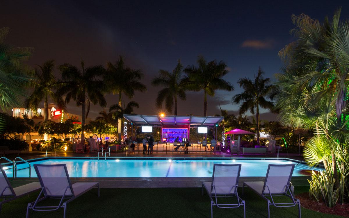 accommodatie-miami-vagabond-motel-hotelpool-2