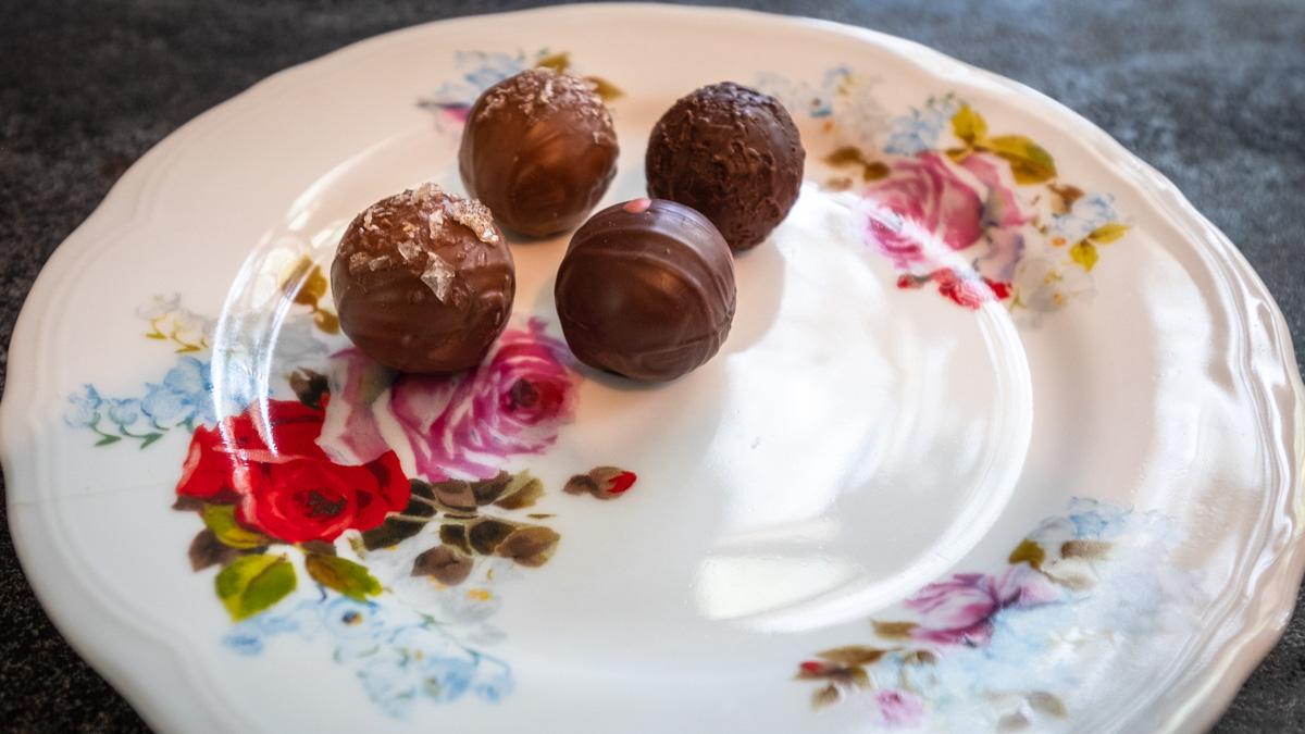 Paralinen chez Petris Chocolate Room.